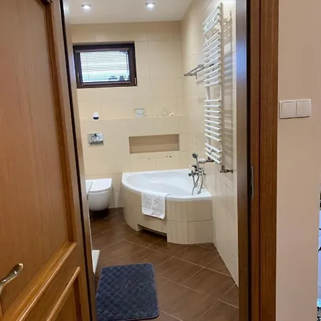 Dom Nad Jeziorem Διαμέρισμα *