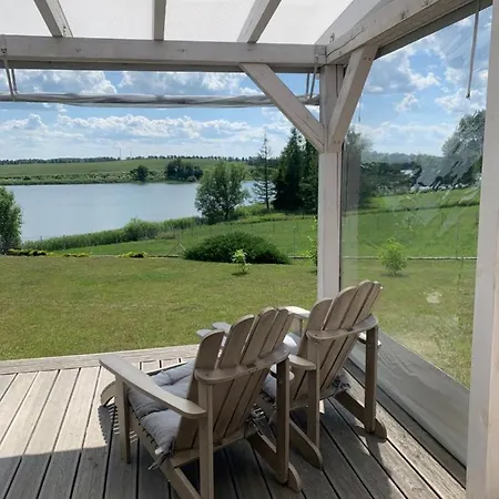 Dom Nad Jeziorem Appartamento